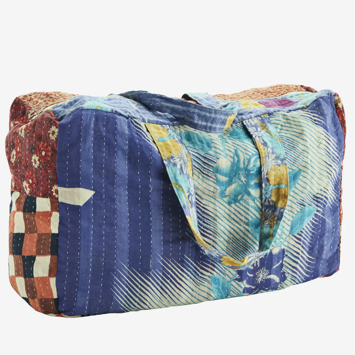 Objets de Bibi - Madam Stoltz. Borsa morbida, capiente, adatta per brevi viaggi. In cotone riciclato.